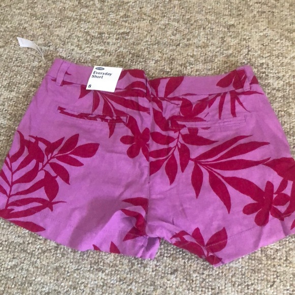 Adorable shorts - Picture 2 of 4